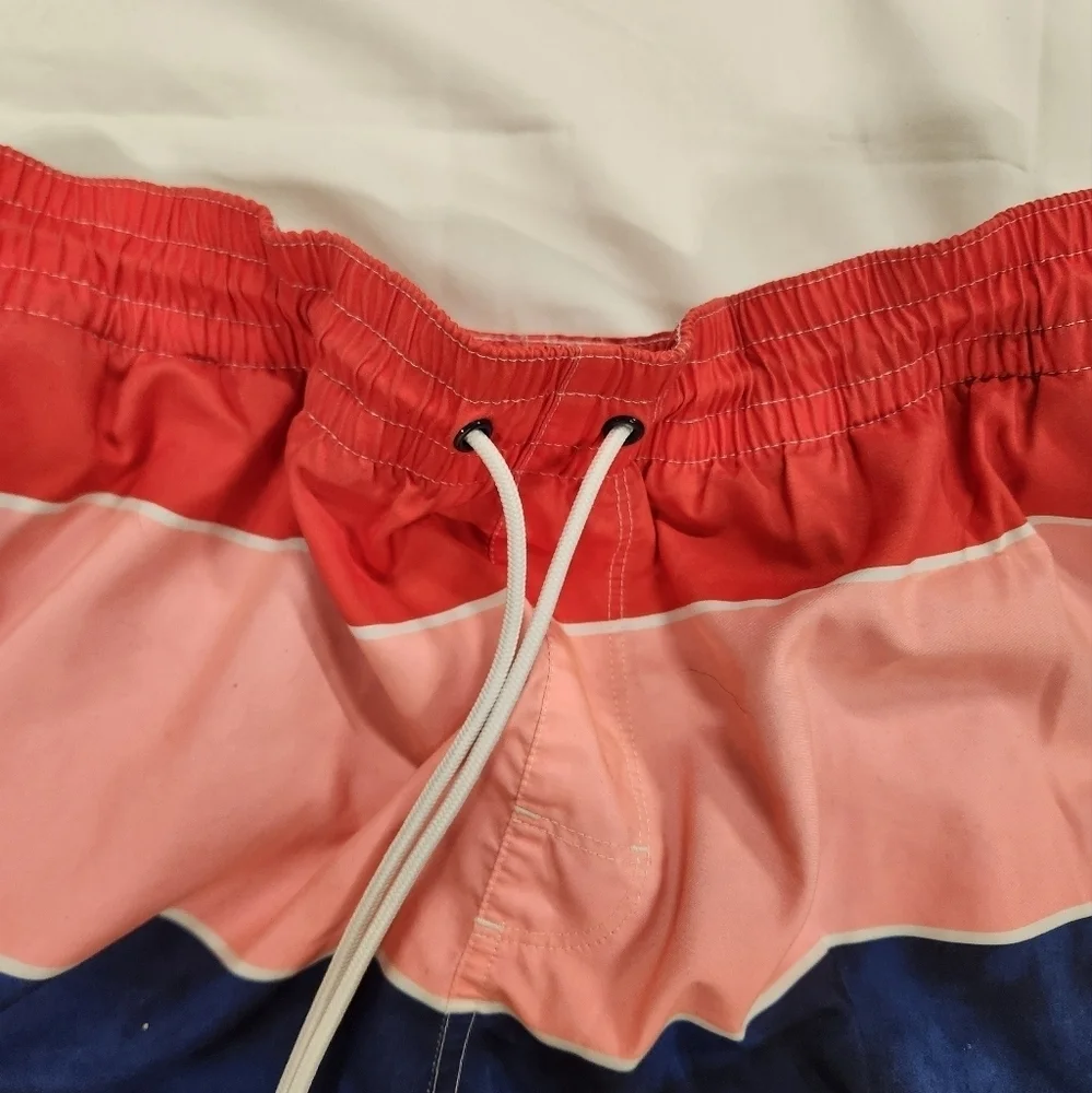 3/$25 Old Navy men's size Medium swimsuit bathing suit
